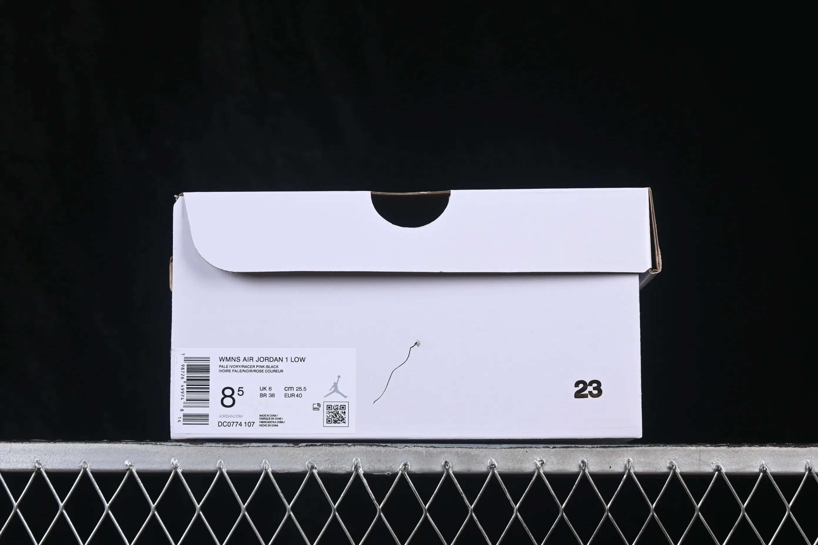 All categories Air Jordan Jordan series basketball shoes Air Jordan 1 Low G version pure original Air Jordan 1 Low AJ1 Joe 1 meter white black red low-top cultural casual sneakers DC0774-107